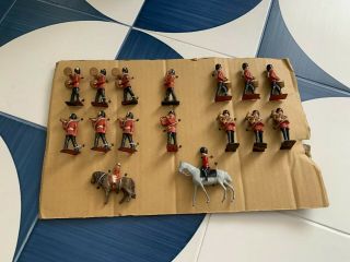 Vintage Rare,  Pre War Set Of 16 Military Band Soldiers,  Handpainted.
