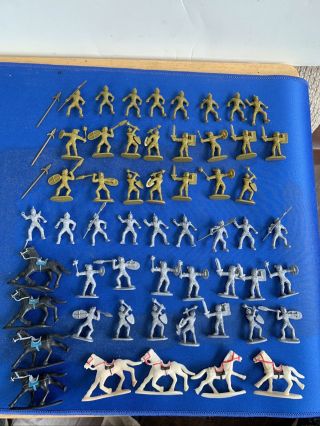 46x The Knights Of The Crusades 1/72 Figures Loose
