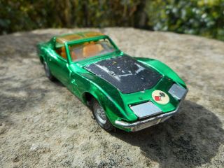 RARE Vintage Corgi Toys Chevrolet / Corvette Sting Ray Coupe.  Metallic Green. 2
