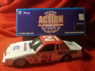 Neil Bonnet 1/24 Scale Bank From Action