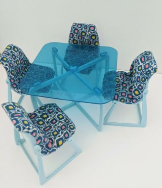 Vintage 1978 Mattel Barbie Dream House Furniture Blue Dining Table And 4 Chairs