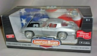 1963 Chevy Corvette Sting Ray 10 - Years Die - Cast Car 1:18 Scale Mib 32919