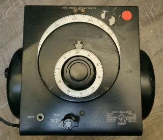 Unit Oscillator 900 - 2000 Mega Cycles.  Model 1218a Vintage Model