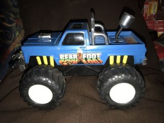 Road Champs Bear Foot Monster Truck Battery Powered Shiftable 1984