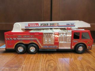 Vintage 1993 Tonka 92330 Fire Truck Engine Boom Ladder