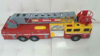 Tonka Titans 328 Fire Engine Rescue Truck Toy Lights Sounds 2011 06730 31 " Long
