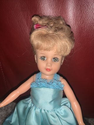 Vintage Uneeda Tiny Teen Suzette 10 1/2 " Doll Little Miss Revlon Clone