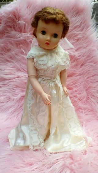 1950s Madame Alexander Cissy Face.  14 Inch Red Hair,  Blue Eye Bride Doll