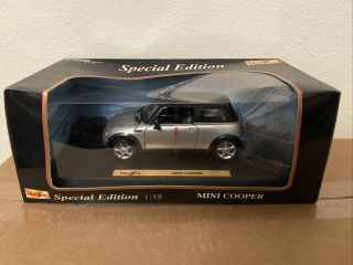 Maisto 1:18 Scale Diecast Silver,  Black Mini Cooper Special Edition 46629