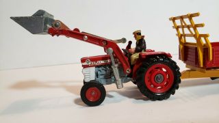 Corgi Gift Set 9 Massey Furguson 165 Tractor With Front End Shovel And Farm Dump 2