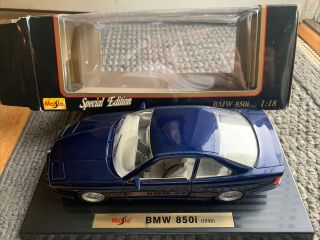Maisto Special Edition 1/18 Die Cast Car Dark Blue Bmw 850i 1990