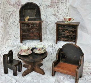 Vintage Rustic Miniature Wooden Furniture For Dolls House ?