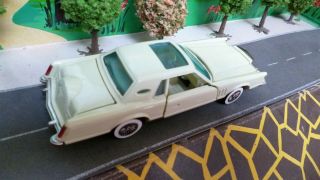 Diapet : Yonezawa Toys - Lincoln Continental