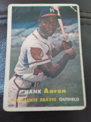 1957 Topps Hank Aaron Milwaukee Braves 20 Card Hof