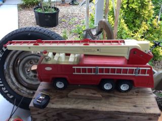 Vintage Tonka Usa Fire Engine Truck With Extendable Ladder Xr 101