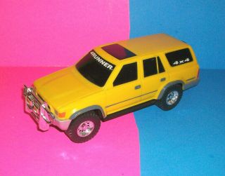⭐ Vintage Lanard Toys Yellow Toyota 4runner Pulltoy 8 " Long 1994 ⭐works⭐