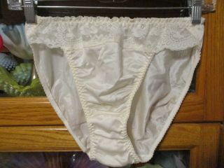 Vintage Panty Panties Hi Leg Bikinis Shiny Nylon Lace Top Olga 6 White 10 - 17
