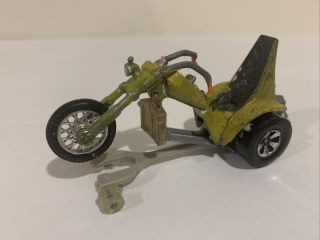 Vintage Hot Wheels Rrrumblers Motorcycle 3 Squealer Mattel W/ Track Guide