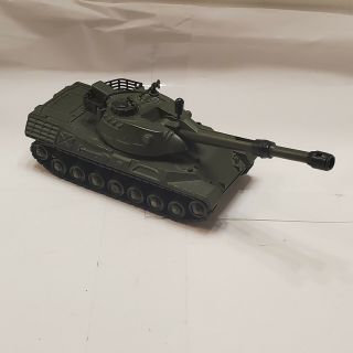 Dinky Toys Military Army 692 German Leopard Tank