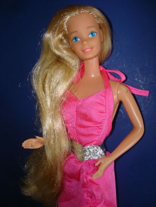 Superstar Era Twirly Curls Barbie Doll 5579 Mattel 1983 Taiwan