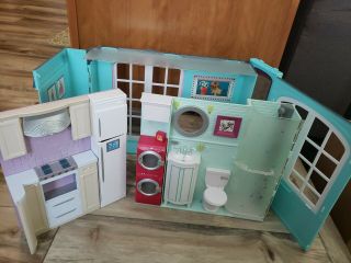 2007 Blue Folding House For Barbie Mattel