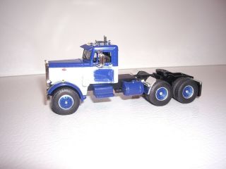 Dcp First Gear 1/64 Bad Paint On Doors Blue And White Peterbilt 351 Daycab