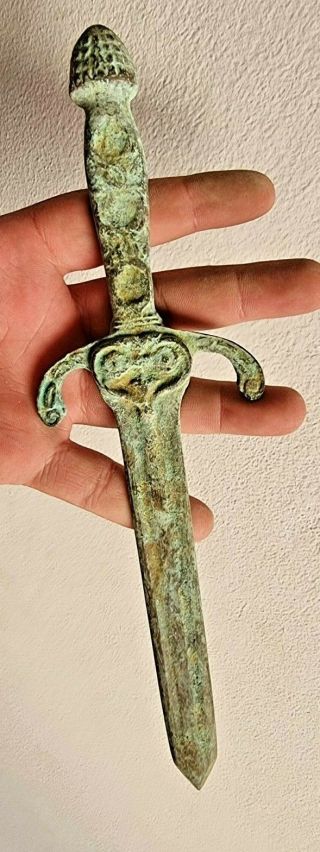 Fantastic Very Rare 1200 B.  C.  Ancient Luristan,  Dagger,  Sword.  334 Gr.  260 Mm