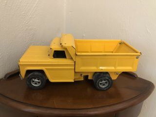 Vintage Structo Dump Truck Yellow Pressed Steel Paint Missing Windshield