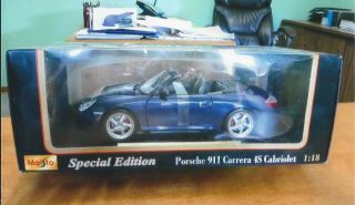 Maisto Porsche 911 Carrera 4s Cabriolet Special Edition Black 1:18 Scale