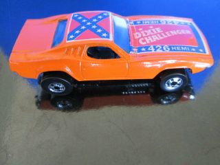 Dixie Challenger 426 Hemi Orange 1981 Hk With Flag Vintage Hot Wheels Blackwall