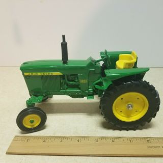 Toy Ertl John Deere 3020 Tractor 1/16 Farm Toy