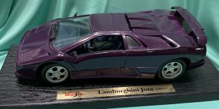 Maisto Lamborghini Jota Special Edition Purple 1:18 Scale 1995 No.  31829