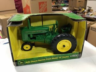 Ertl - John Deere Narrow Front Model G Tractor,  1:16 Scale,  Die Cast,