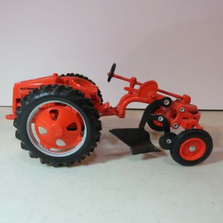 Scale Models Allis - Chalmers " G " Tractor W/plow 1/16 Ac - Fb - 2647 - E