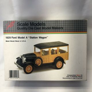 1928 Ford Model A Station Wagon Diecast 1/20 Model Kit Open Box