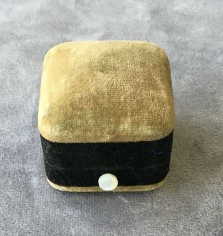 Antique Jewelry Velvet Presentation Ring Box Mother Of Pearl Push Button