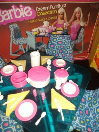 1977 Barbie Dream House Dining Table And Chairs With Box