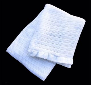 Vintage Satin Trim White Thermal Weave Acrylic Blanket Twin Usa