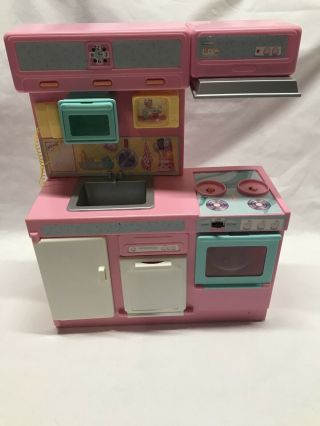 Vintage 1991 Meritus Barbie Pink Kitchen With Lights And Sounds
