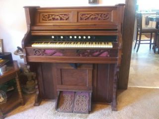 Operational Antique Pump Organ W/stool