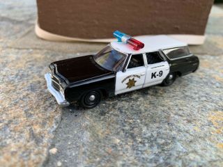 Johnny Lightning 1973 Chevy Caprice Wagon K - 9 Chp California Highway Patrol Vhtf