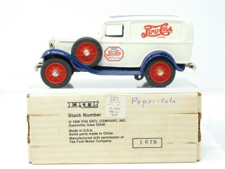 1/25 Scale Ertl 9637 Pepsi - Cola 1932 Panel Delivery Car Coin Bank