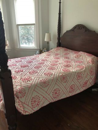 Vintage Pink And White Chenille Full Bedspread