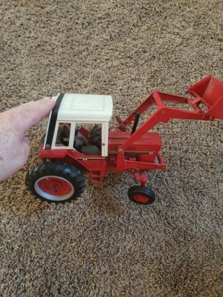 1/16 Ih International Harvester 986 Cab Tractor,  Farm Toy Museum Case