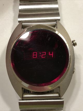 Vintage LED Watch USA Time Day/Date Features 2