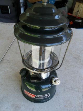 Vintage Coleman Model 288a700 Adjustable Two Mantle Lantern Dated 8/89