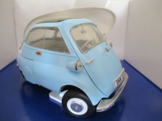 Revell Bmw Isetta 250 - Blue Scale 1:18 No.  08820