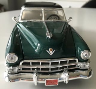 Yat Ming Road Legends Green 1949 Cadillac Coupe de Ville 1:18 in 2