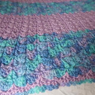 Vintage 70s blue purple crochet knit afghan throw blanket 2