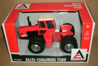 1/32 Scale Allis - Chalmers 7580 4wd Tractor Model With Dual Tires - Ertl 16316
